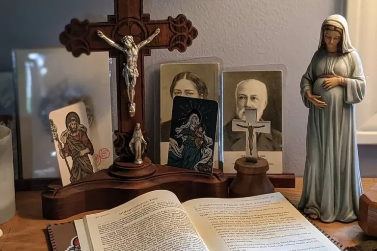 Consecrate your house to Mother Mary with this prayer!