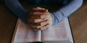 Practical Guide to Be Consistent in Prayer Life