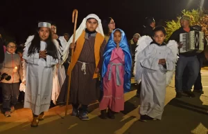 What is LAS POSADAS? How to Celebrate?