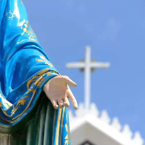 Unveiling the Divine Encounter: America’s Exclusive Recognized Marian Apparition