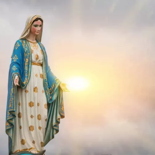 Blessed Mother Repeats Her Plea: You Will Be Offered The Mark When You Are Hungry! Refuse!