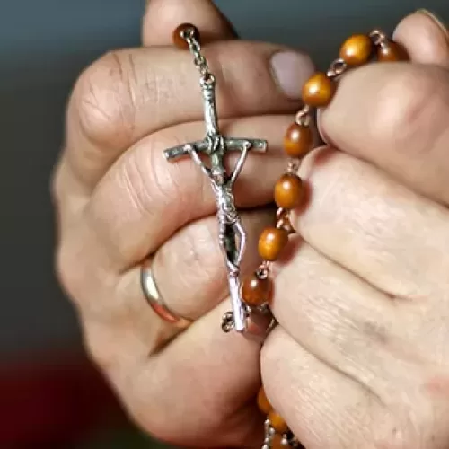 She Prayed the Rosary; the Wound Healed! Read the Story Here..