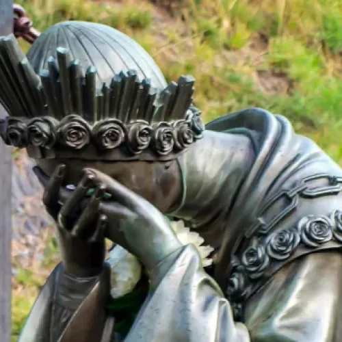 Why was the Virgin Mary crying at La Salette?